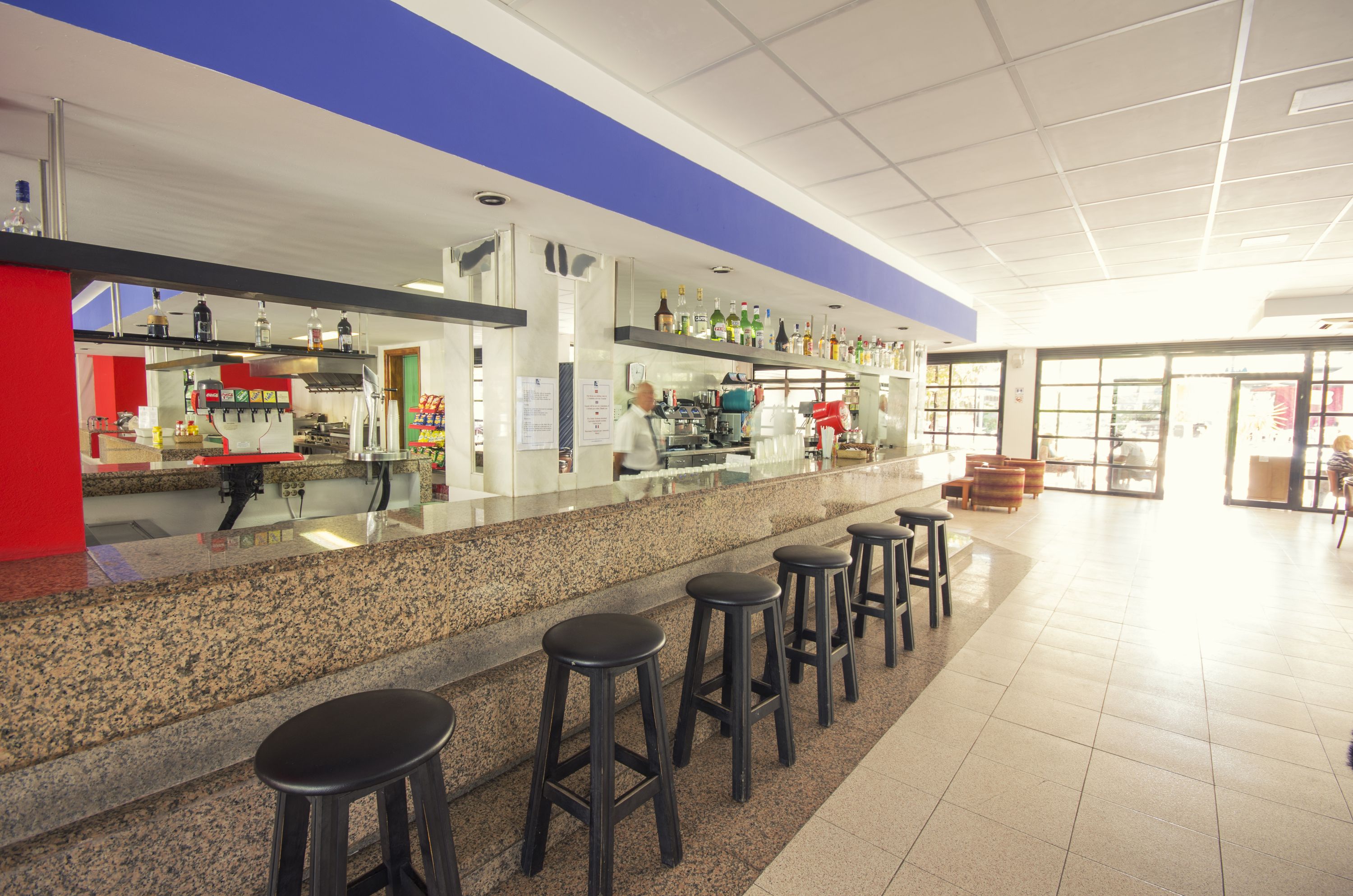 Hôtel AzuLine Mar Amantis & II 3*, Séjour Espagne & ses îles, Baléares, Ibiza par Ôvoyages Hôtel AzuLine Mar Amantis & II 3*, Séjour Espagne & ses îles, Baléares, Ibiza par Ôvoyages