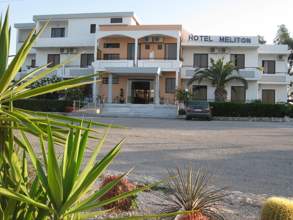 Hôtel Meliton 3*, Séjour Grèce & ses îles, Rhodes par Ôvoyages Hôtel Meliton 3*, Séjour Grèce & ses îles, Rhodes par Ôvoyages