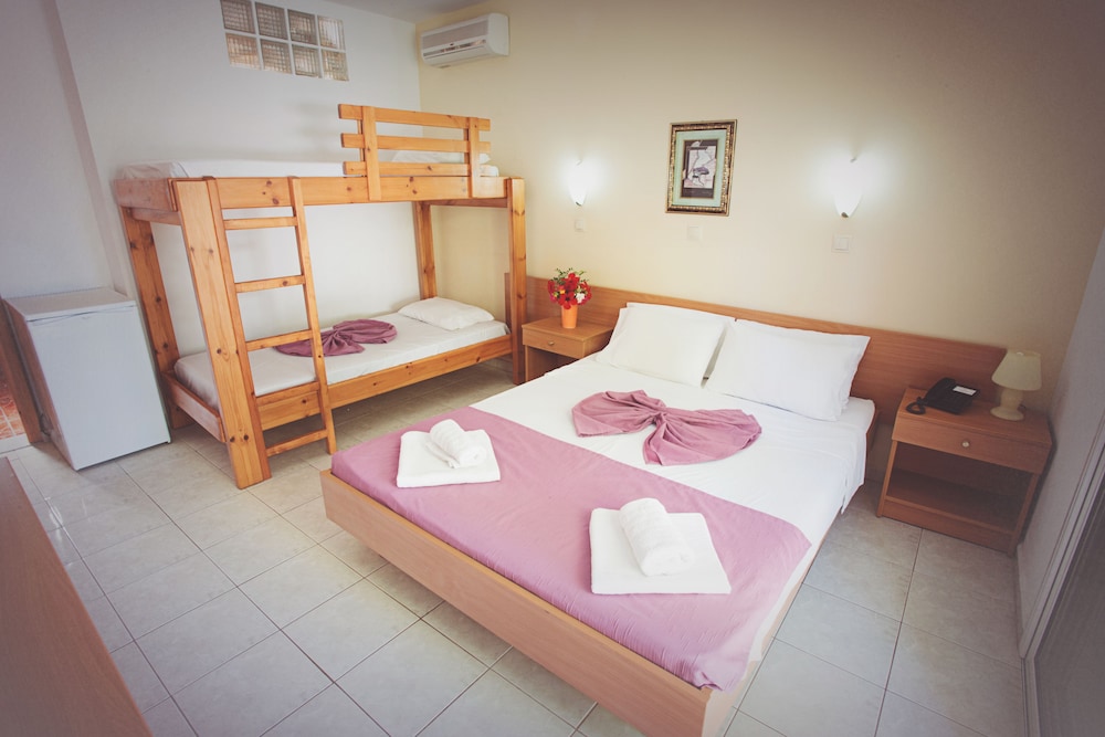 Hôtel Meliton 3*, Séjour Grèce & ses îles, Rhodes par Ôvoyages Hôtel Meliton 3*, Séjour Grèce & ses îles, Rhodes par Ôvoyages