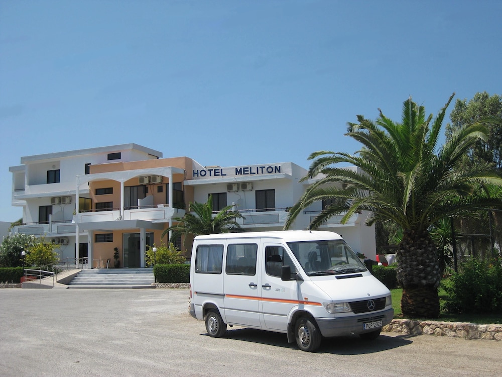 Hôtel Meliton 3*, Séjour Grèce & ses îles, Rhodes par Ôvoyages Hôtel Meliton 3*, Séjour Grèce & ses îles, Rhodes par Ôvoyages