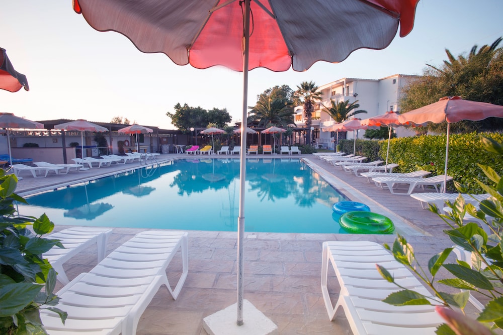 Hôtel Meliton 3*, Séjour Grèce & ses îles, Rhodes par Ôvoyages Hôtel Meliton 3*, Séjour Grèce & ses îles, Rhodes par Ôvoyages