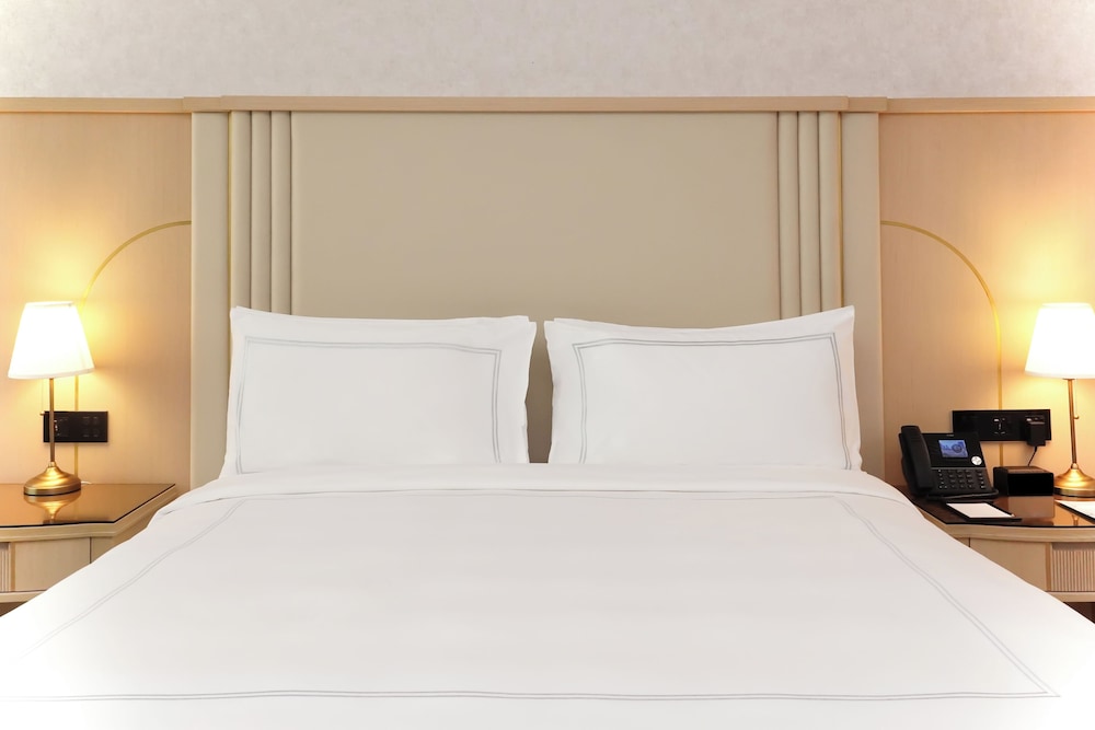 Hôtel Swissôtel Al Murooj Dubai 5*, Séjour Emirats Arabes Unis, Dubaï par Ôvoyages Hôtel Swissôtel Al Murooj Dubai 5*, Séjour Emirats Arabes Unis, Dubaï par Ôvoyages