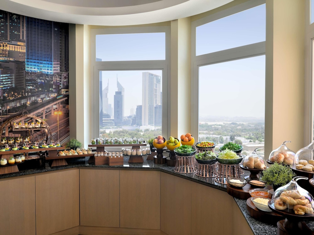 Hôtel Swissôtel Al Murooj Dubai 5*, Séjour Emirats Arabes Unis, Dubaï par Ôvoyages Hôtel Swissôtel Al Murooj Dubai 5*, Séjour Emirats Arabes Unis, Dubaï par Ôvoyages