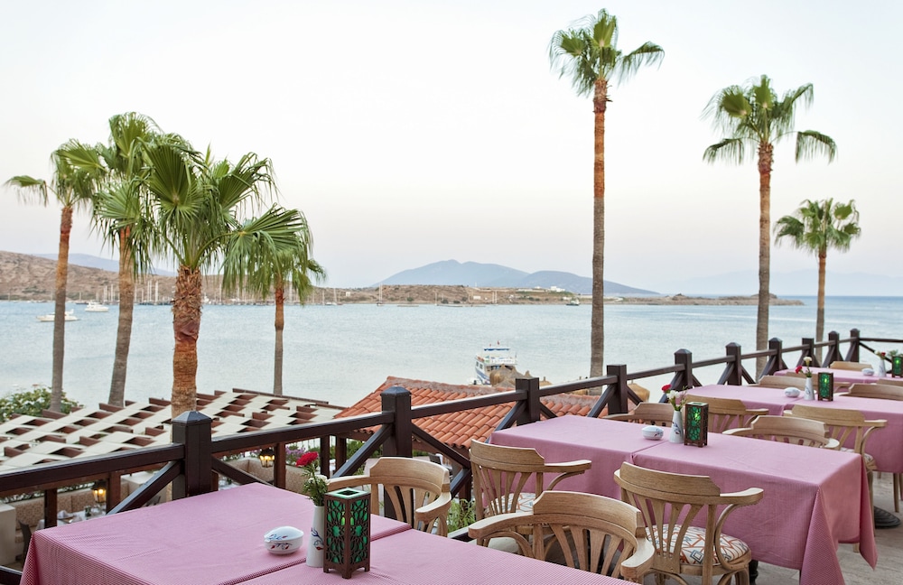 Hôtel Selectum Coulours Bodrum 5*, Séjour Turquie, Bodrum par Ôvoyages Hôtel Selectum Coulours Bodrum 5*, Séjour Turquie, Bodrum par Ôvoyages