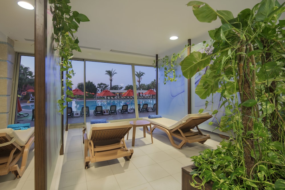 Pine Beach Belek 5*, Séjour Turquie, Antalya par Ôvoyages