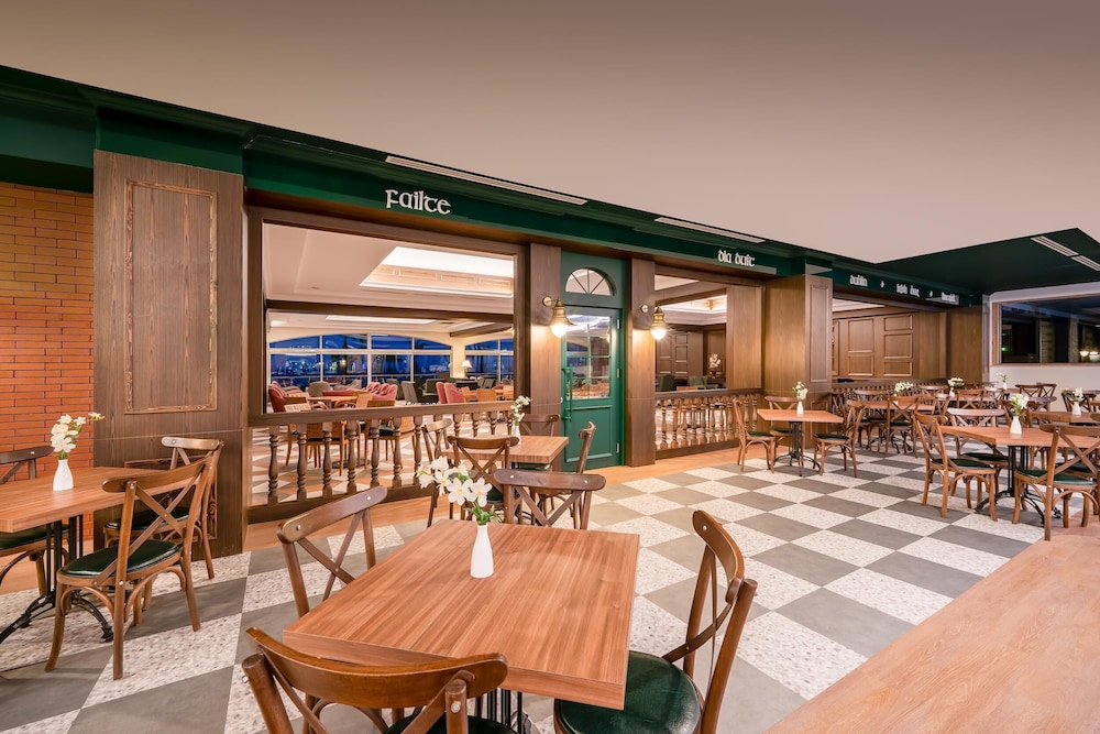 Pine Beach Belek 5*, Séjour Turquie, Antalya par Ôvoyages