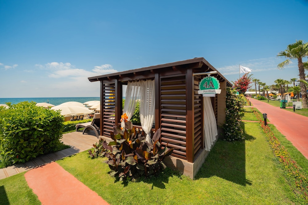 Pine Beach Belek 5*, Séjour Turquie, Antalya par Ôvoyages