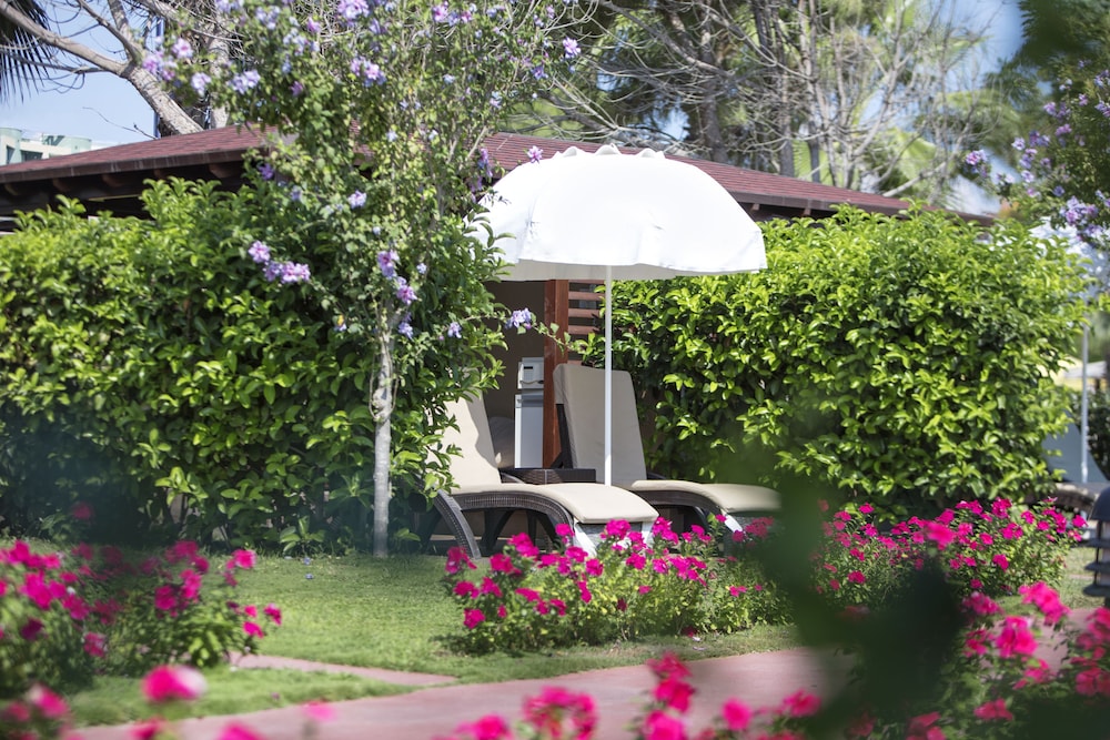 Pine Beach Belek 5*, Séjour Turquie, Antalya par Ôvoyages