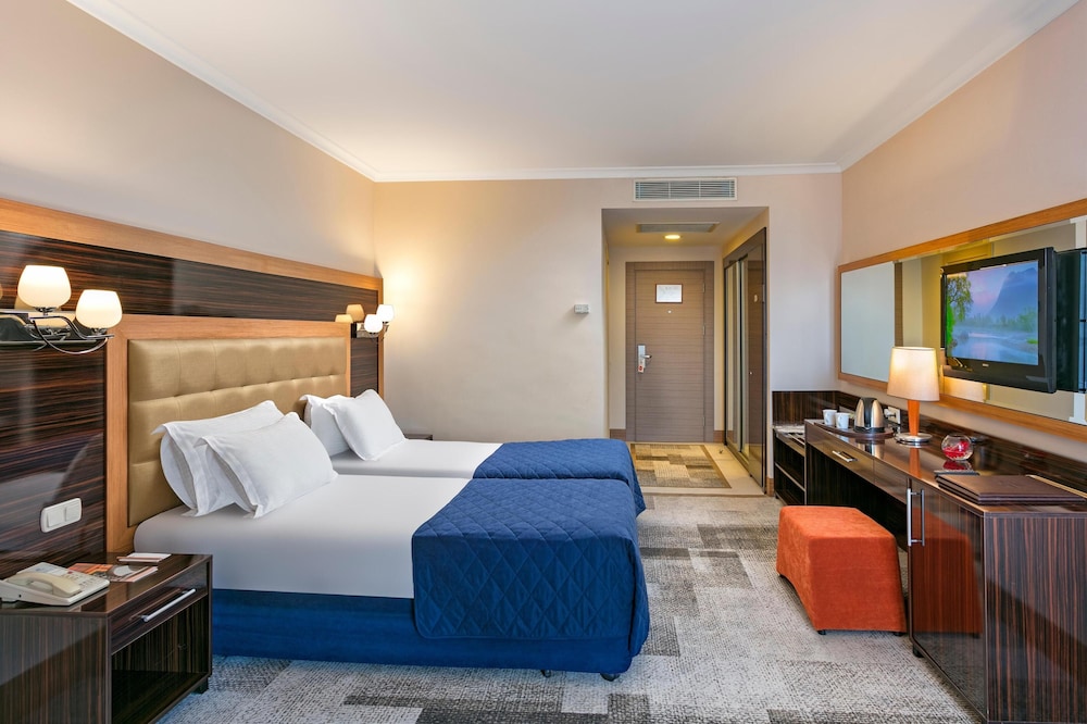 Pine Beach Belek 5*, Séjour Turquie, Antalya par Ôvoyages