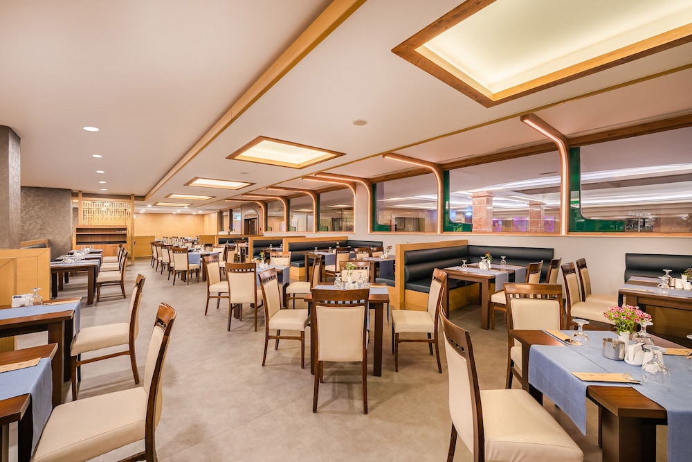 Pine Beach Belek 5*, Séjour Turquie, Antalya par Ôvoyages