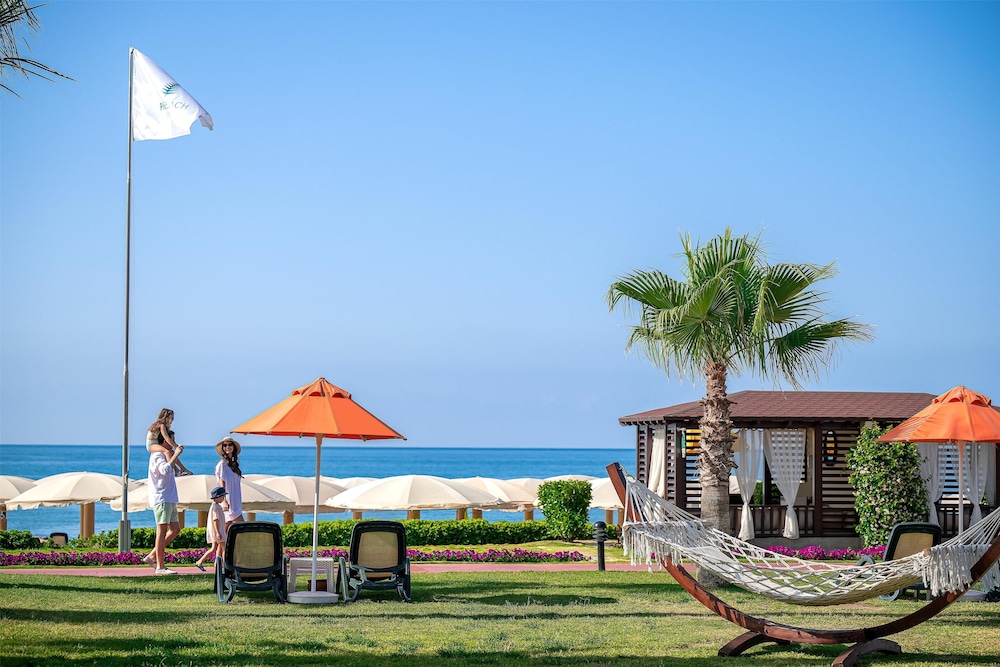 Pine Beach Belek 5*, Séjour Turquie, Antalya par Ôvoyages