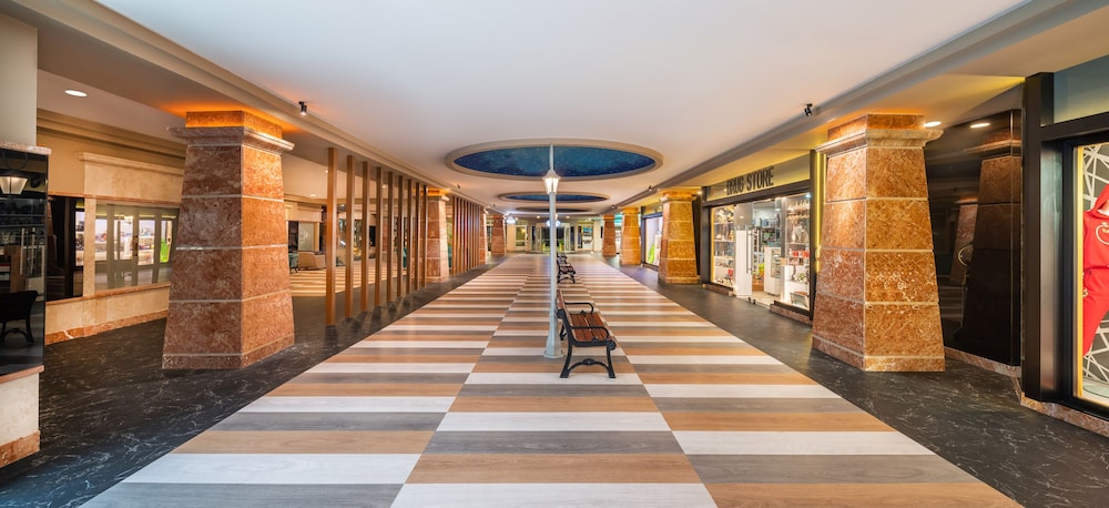 Pine Beach Belek 5*, Séjour Turquie, Antalya par Ôvoyages