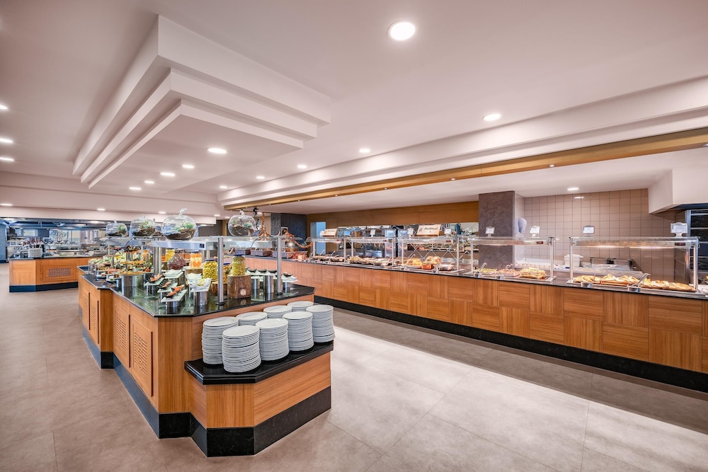 Pine Beach Belek 5*, Séjour Turquie, Antalya par Ôvoyages