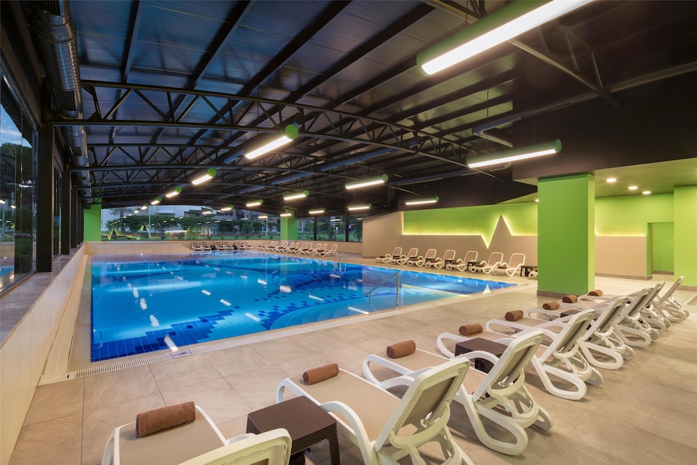 Pine Beach Belek 5*, Séjour Turquie, Antalya par Ôvoyages