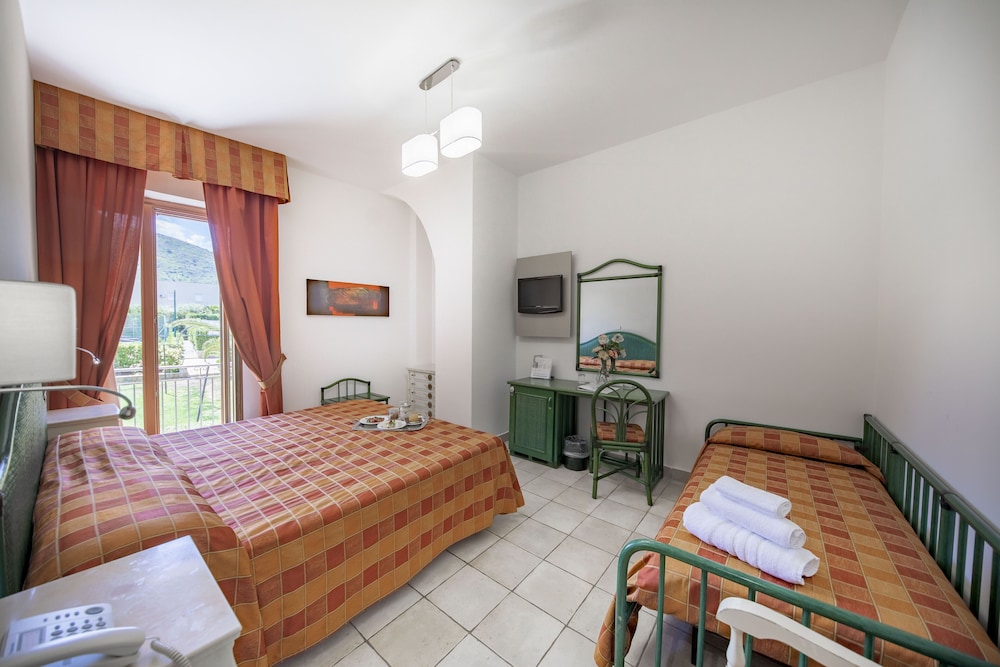 Hôtel Baia del Capitano 4*, Séjour Italie, Sicile par Ôvoyages Hôtel Baia del Capitano 4*, Séjour Italie, Sicile par Ôvoyages
