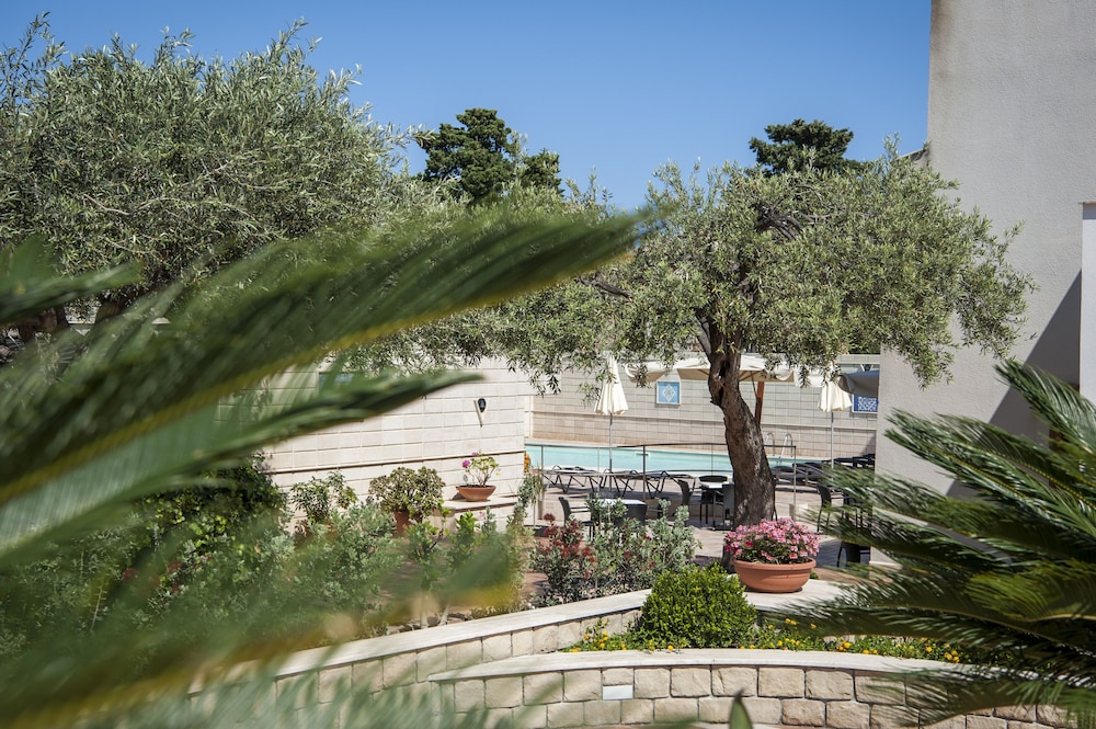 Hôtel Baia del Capitano 4*, Séjour Italie, Sicile par Ôvoyages Hôtel Baia del Capitano 4*, Séjour Italie, Sicile par Ôvoyages