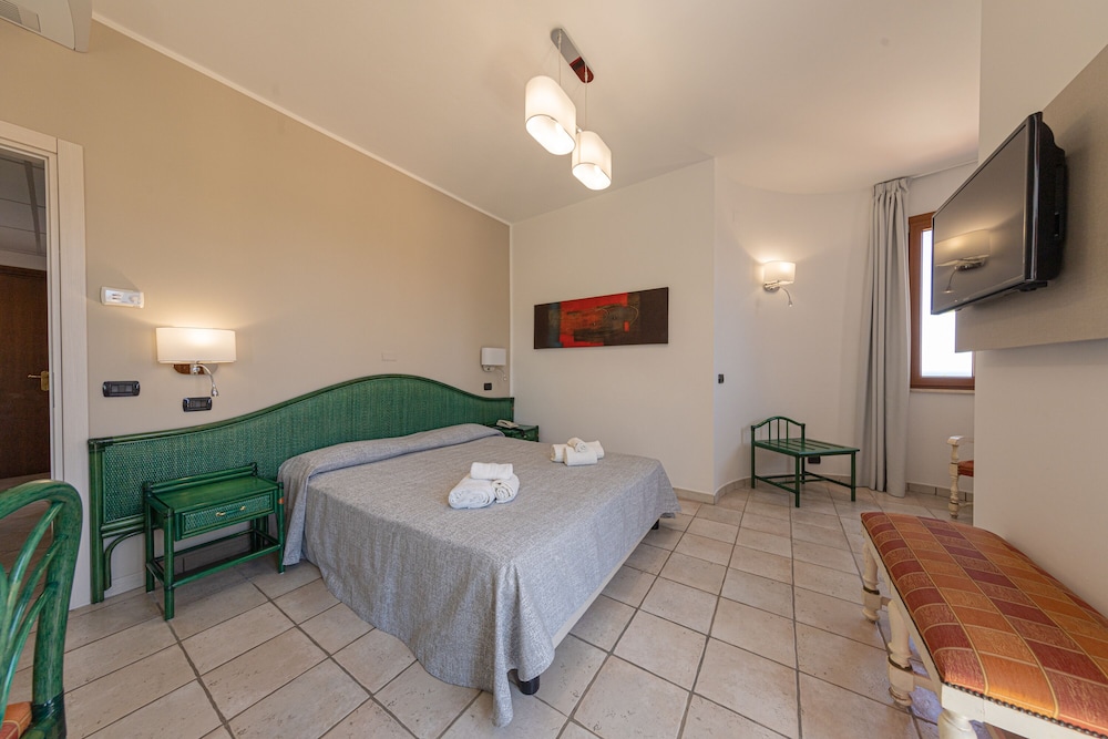 Hôtel Baia del Capitano 4*, Séjour Italie, Sicile par Ôvoyages Hôtel Baia del Capitano 4*, Séjour Italie, Sicile par Ôvoyages