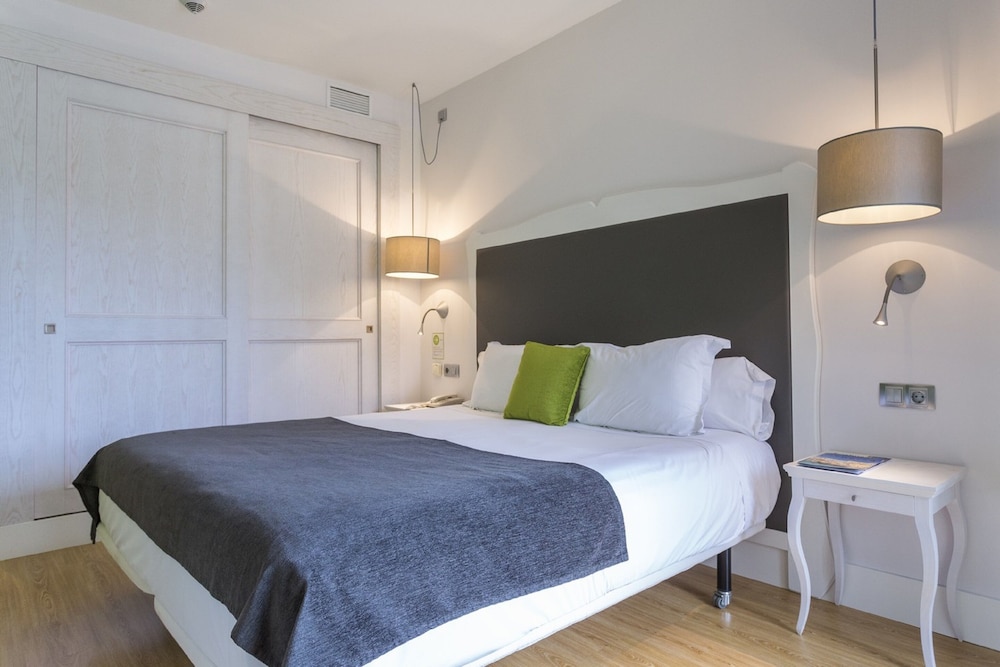 Hôtel Artiem Audax Spa & Wellness 4* Adult Only +18, Séjour Espagne & ses îles, Baléares, Minorque par Ôvoyages Hôtel Artiem Audax Spa & Wellness 4* Adult Only +18, Séjour Espagne & ses îles, Baléares, Minorque par Ôvoyages