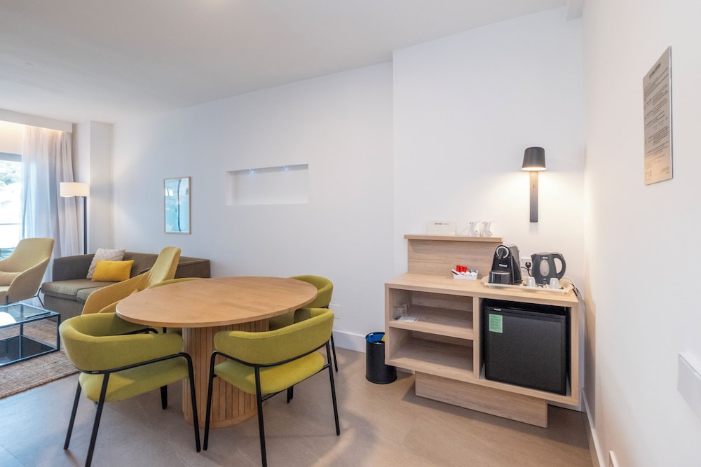 Hôtel Artiem Audax Spa & Wellness 4* Adult Only +18, Séjour Espagne & ses îles, Baléares, Minorque par Ôvoyages Hôtel Artiem Audax Spa & Wellness 4* Adult Only +18, Séjour Espagne & ses îles, Baléares, Minorque par Ôvoyages