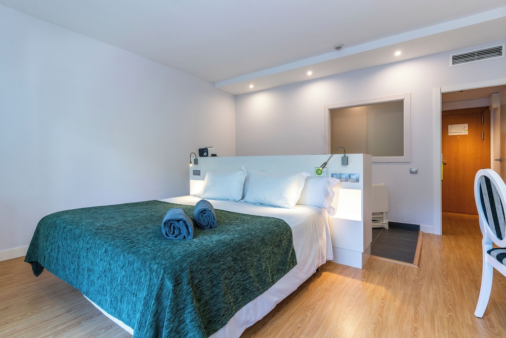 Hôtel Artiem Audax Spa & Wellness 4* Adult Only +18, Séjour Espagne & ses îles, Baléares, Minorque par Ôvoyages Hôtel Artiem Audax Spa & Wellness 4* Adult Only +18, Séjour Espagne & ses îles, Baléares, Minorque par Ôvoyages
