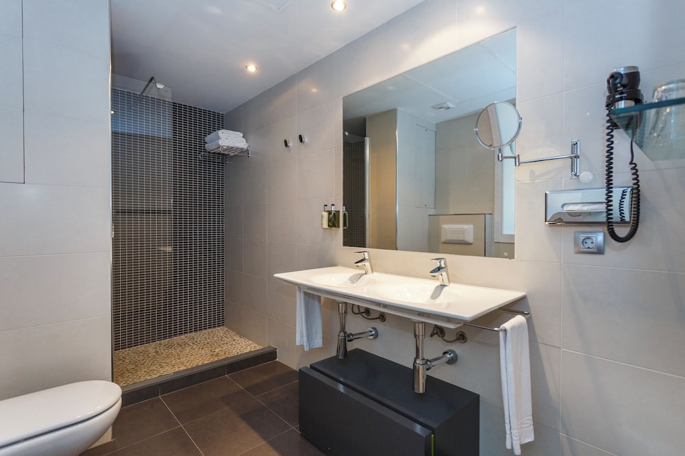 Hôtel Artiem Audax Spa & Wellness 4* Adult Only +18, Séjour Espagne & ses îles, Baléares, Minorque par Ôvoyages Hôtel Artiem Audax Spa & Wellness 4* Adult Only +18, Séjour Espagne & ses îles, Baléares, Minorque par Ôvoyages