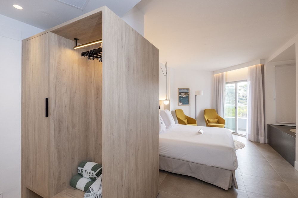 Hôtel Artiem Audax Spa & Wellness 4* Adult Only +18, Séjour Espagne & ses îles, Baléares, Minorque par Ôvoyages Hôtel Artiem Audax Spa & Wellness 4* Adult Only +18, Séjour Espagne & ses îles, Baléares, Minorque par Ôvoyages