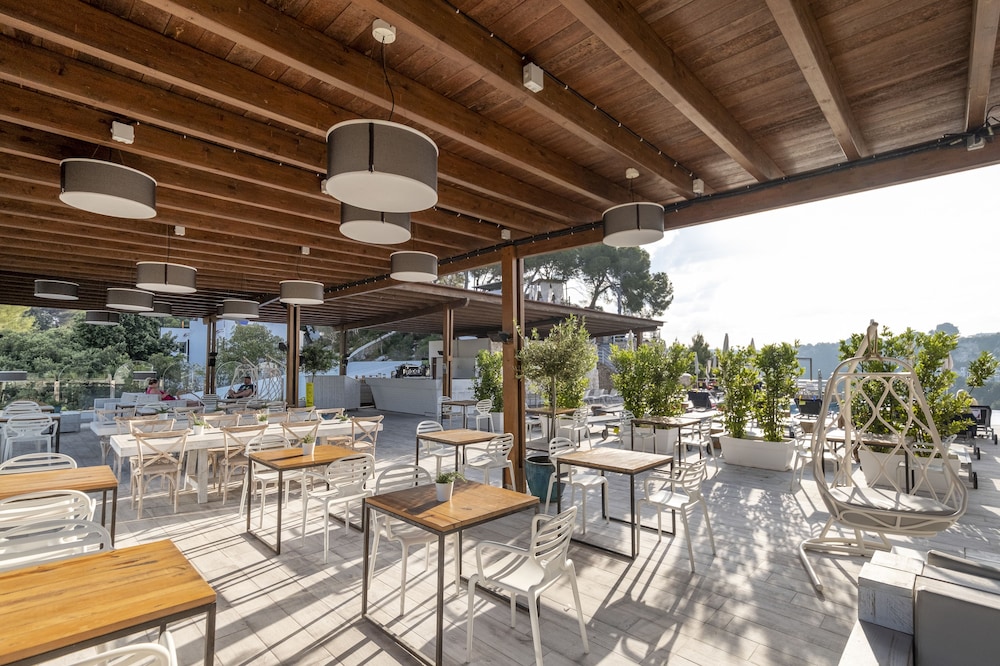 Hôtel Artiem Audax Spa & Wellness 4* Adult Only +18, Séjour Espagne & ses îles, Baléares, Minorque par Ôvoyages Hôtel Artiem Audax Spa & Wellness 4* Adult Only +18, Séjour Espagne & ses îles, Baléares, Minorque par Ôvoyages