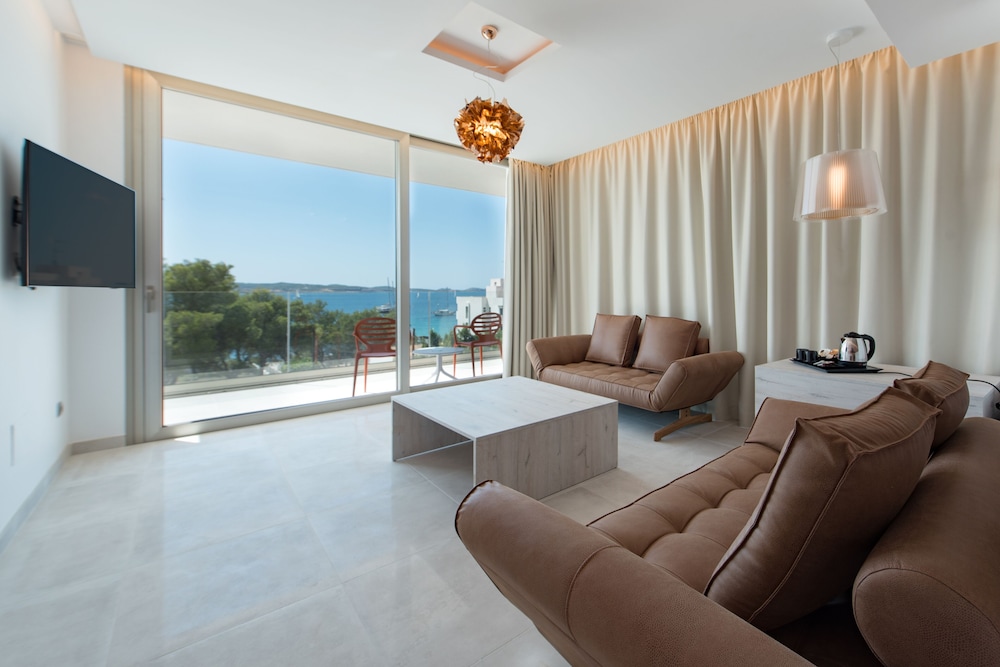 Hôtel Abrat 3*, Séjour Espagne & ses îles, Baléares, Ibiza par Ôvoyages Hôtel Abrat 3*, Séjour Espagne & ses îles, Baléares, Ibiza par Ôvoyages