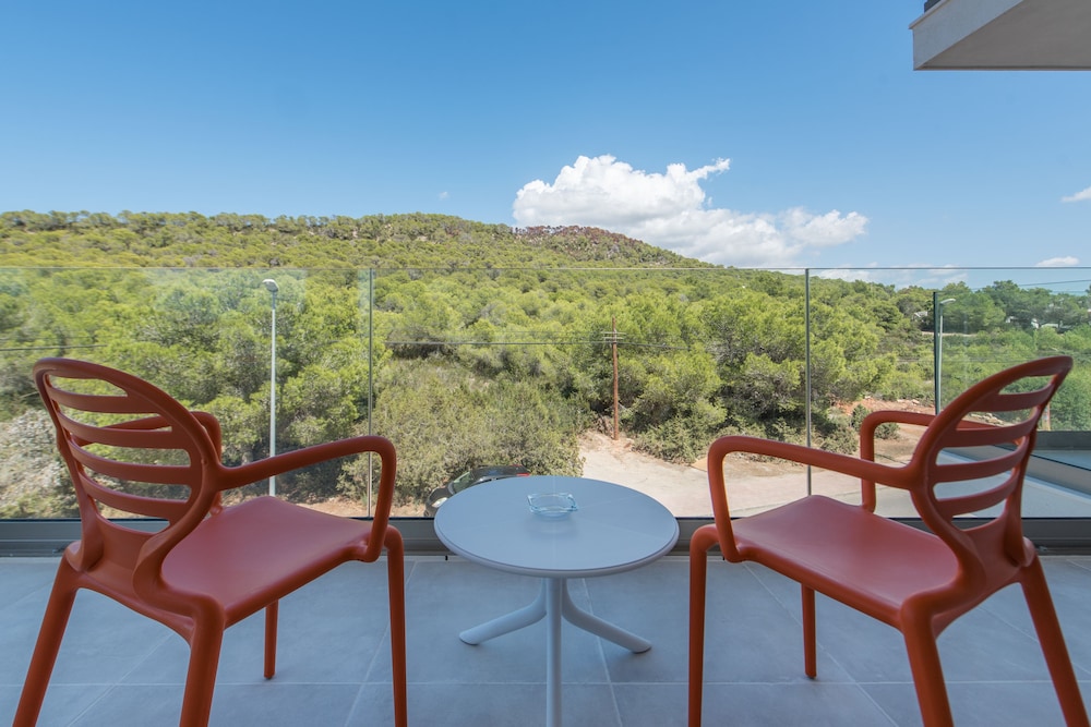 Hôtel Abrat 3*, Séjour Espagne & ses îles, Baléares, Ibiza par Ôvoyages Hôtel Abrat 3*, Séjour Espagne & ses îles, Baléares, Ibiza par Ôvoyages