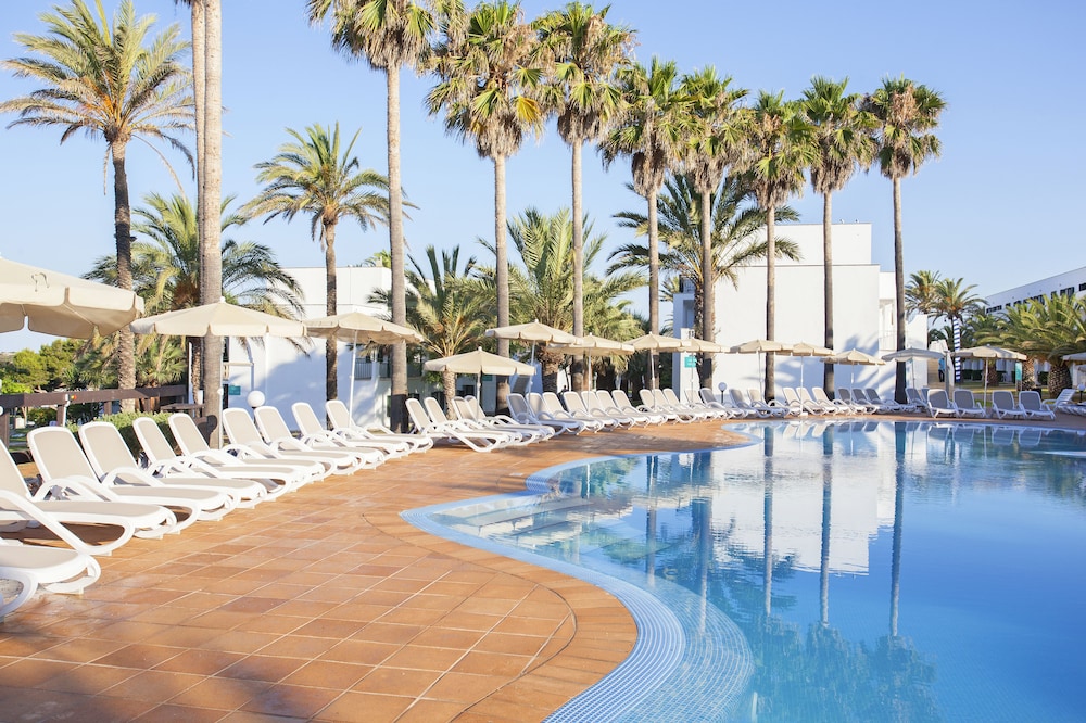 Hôtel Grupotel Mar de Menorca 4*, Séjour Espagne & ses îles, Baléares, Minorque par Ôvoyages Hôtel Grupotel Mar de Menorca 4*, Séjour Espagne & ses îles, Baléares, Minorque par Ôvoyages