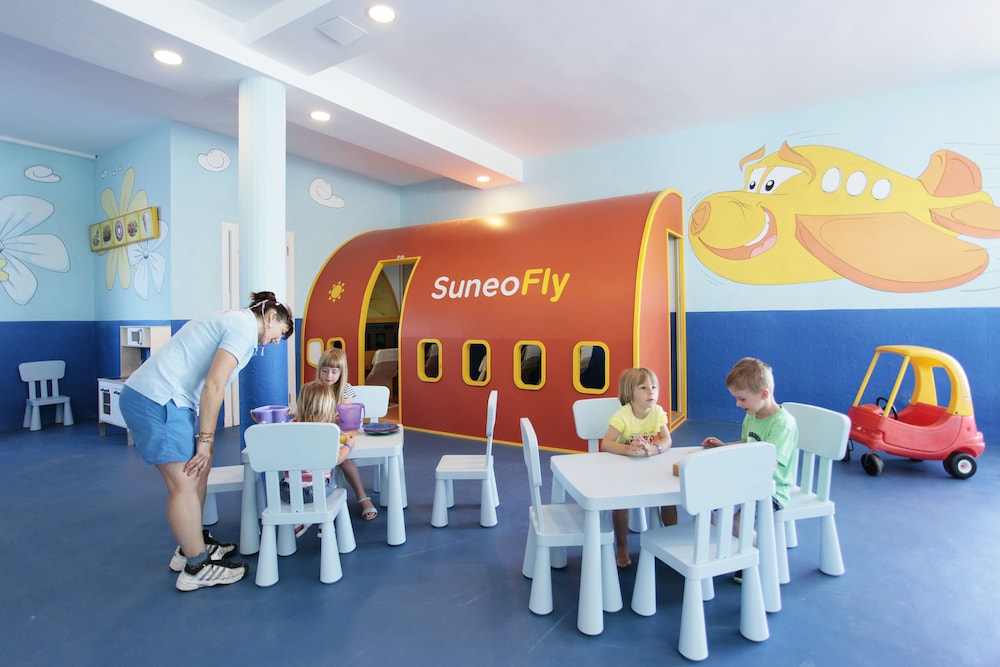 Hôtel Grupotel Mar de Menorca 4*, Séjour Espagne & ses îles, Baléares, Minorque par Ôvoyages Hôtel Grupotel Mar de Menorca 4*, Séjour Espagne & ses îles, Baléares, Minorque par Ôvoyages
