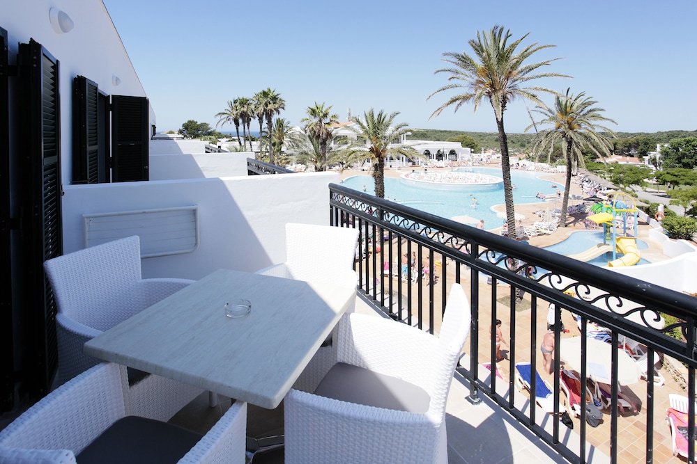 Hôtel Grupotel Mar de Menorca 4*, Séjour Espagne & ses îles, Baléares, Minorque par Ôvoyages Hôtel Grupotel Mar de Menorca 4*, Séjour Espagne & ses îles, Baléares, Minorque par Ôvoyages