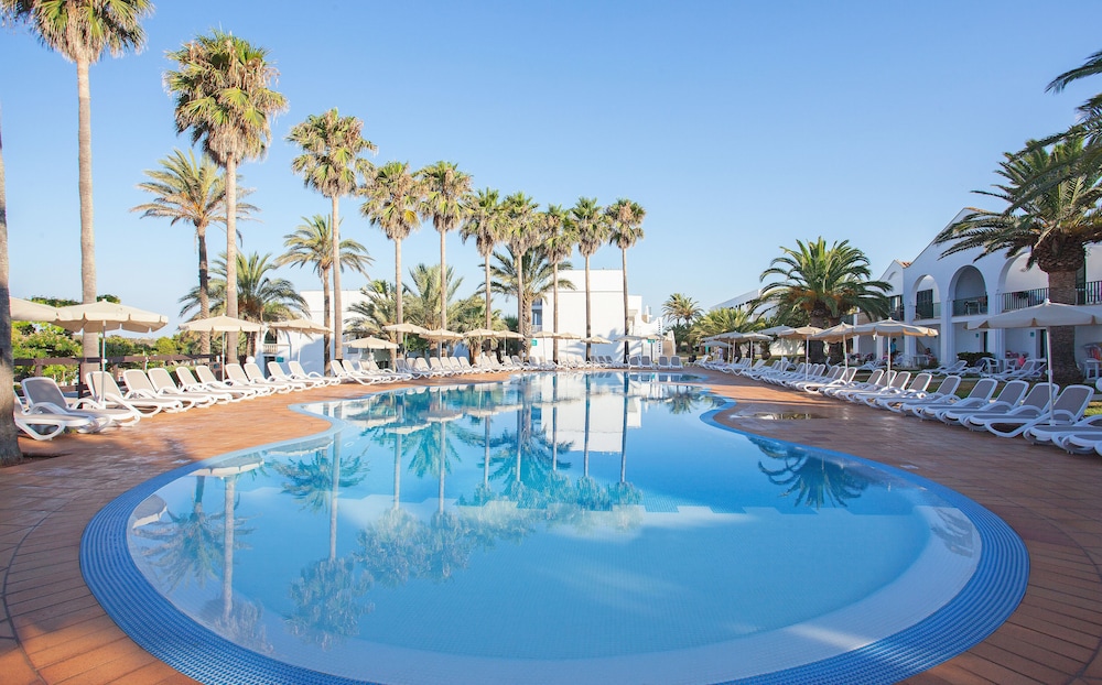 Hôtel Grupotel Mar de Menorca 4*, Séjour Espagne & ses îles, Baléares, Minorque par Ôvoyages Hôtel Grupotel Mar de Menorca 4*, Séjour Espagne & ses îles, Baléares, Minorque par Ôvoyages
