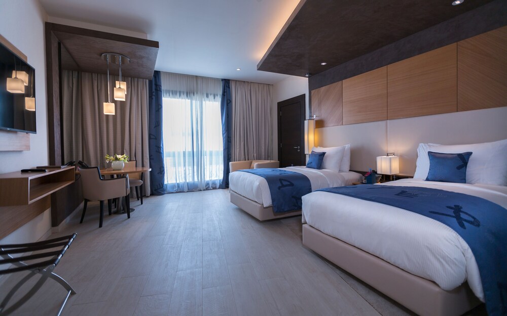 Club Tunisie Mövenpick Hotel du Lac Tunis