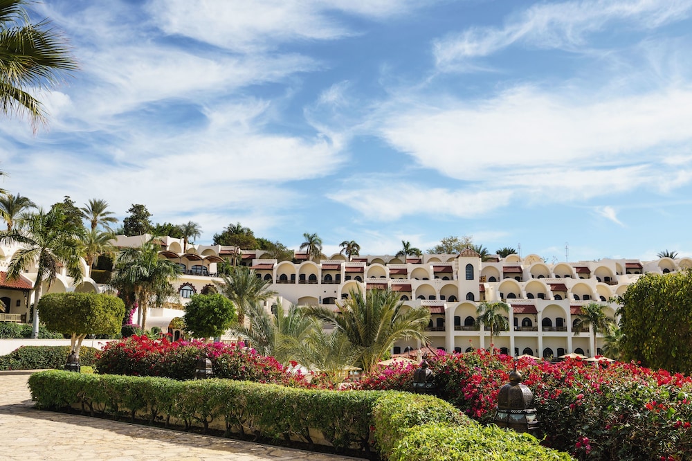 Hôtel Mövenpick Resort Sharm El Sheikh 5*, Séjour Egypte, Sharm El Sheikh par Ôvoyages Hôtel Mövenpick Resort Sharm El Sheikh 5*, Séjour Egypte, Sharm El Sheikh par Ôvoyages