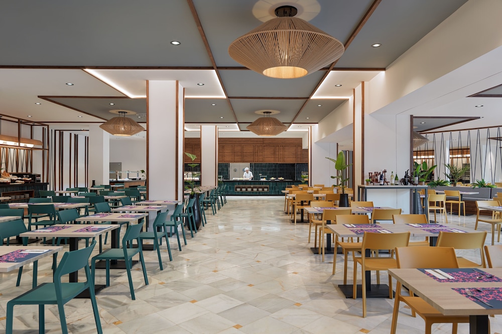 Hôtel Fergus Puerto De La Cruz 4*, Séjour Espagne & ses îles, Canaries, Tenerife par Ôvoyages Hôtel Fergus Puerto De La Cruz 4*, Séjour Espagne & ses îles, Canaries, Tenerife par Ôvoyages