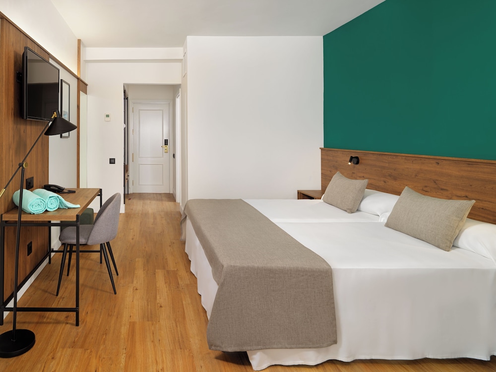 Hôtel Fergus Puerto De La Cruz 4*, Séjour Espagne & ses îles, Canaries, Tenerife par Ôvoyages Hôtel Fergus Puerto De La Cruz 4*, Séjour Espagne & ses îles, Canaries, Tenerife par Ôvoyages