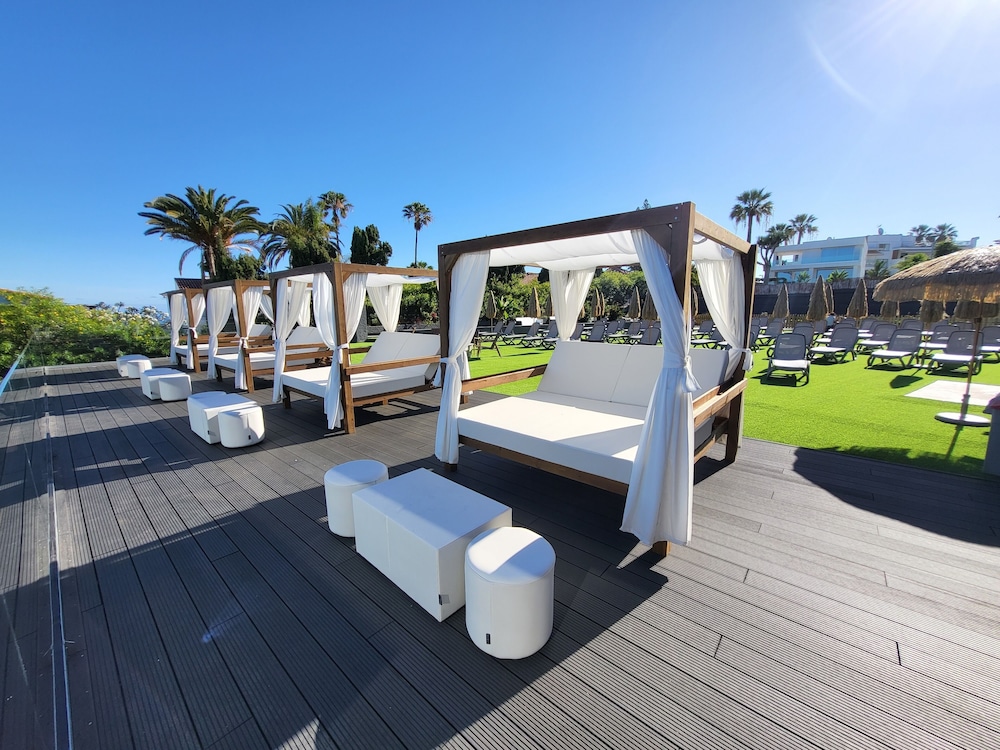 Hôtel Fergus Puerto De La Cruz 4*, Séjour Espagne & ses îles, Canaries, Tenerife par Ôvoyages Hôtel Fergus Puerto De La Cruz 4*, Séjour Espagne & ses îles, Canaries, Tenerife par Ôvoyages