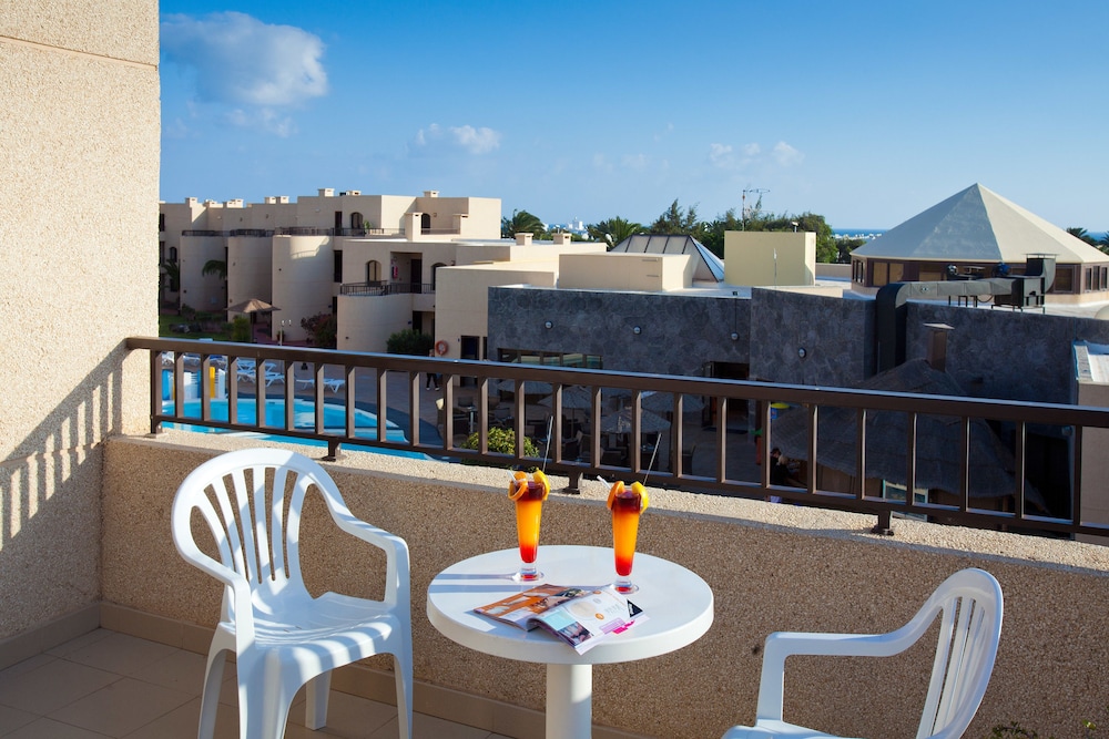 Hôtel BLUESEA Costa Teguise Gardens 3*, Séjour Espagne & ses îles par Ôvoyages