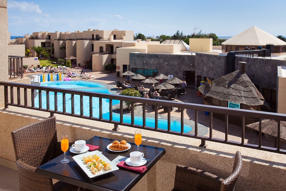 Hôtel BLUESEA Costa Teguise Gardens 3*, Séjour Espagne & ses îles par Ôvoyages