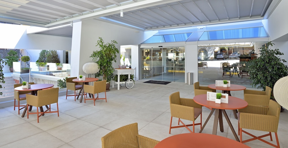 Hôtel INNSiDE Palma Bosque 4*, Séjour Espagne & ses îles, Baléares, Majorque par Ôvoyages Hôtel INNSiDE Palma Bosque 4*, Séjour Espagne & ses îles, Baléares, Majorque par Ôvoyages