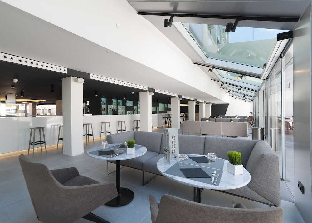 Hôtel INNSiDE Palma Bosque 4*, Séjour Espagne & ses îles, Baléares, Majorque par Ôvoyages Hôtel INNSiDE Palma Bosque 4*, Séjour Espagne & ses îles, Baléares, Majorque par Ôvoyages