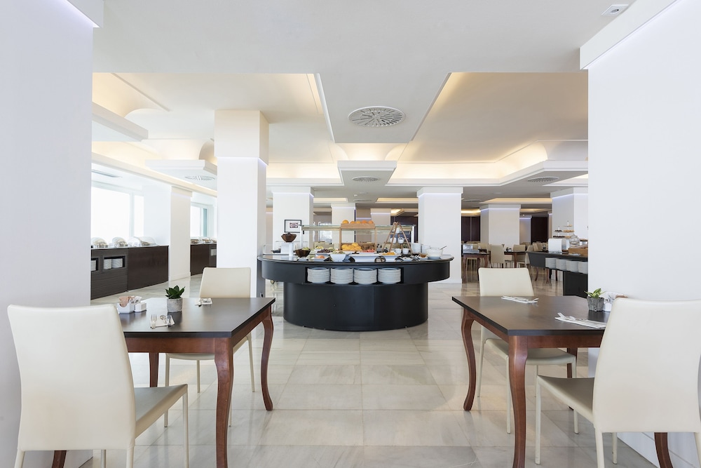 Hôtel Palma Bellver Affiliated by Meliá 4*, Séjour Espagne & ses îles, Baléares, Majorque par Ôvoyages Hôtel Palma Bellver Affiliated by Meliá 4*, Séjour Espagne & ses îles, Baléares, Majorque par Ôvoyages