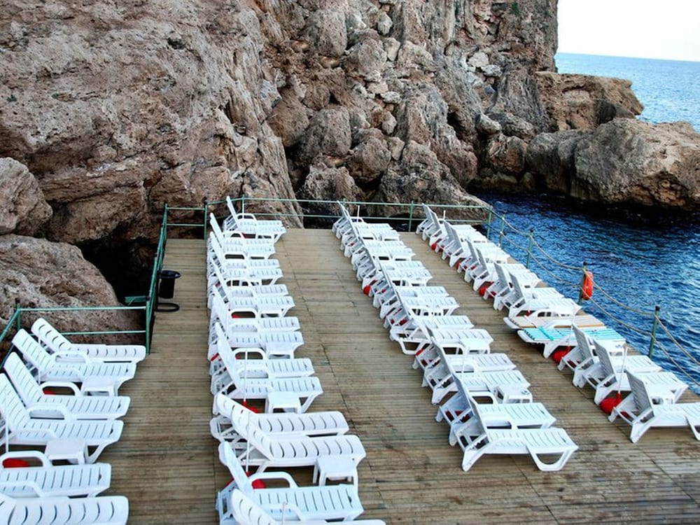 Hôtel Adonis 4*, Séjour Turquie, Antalya par Ôvoyages Hôtel Adonis 4*, Séjour Turquie, Antalya par Ôvoyages