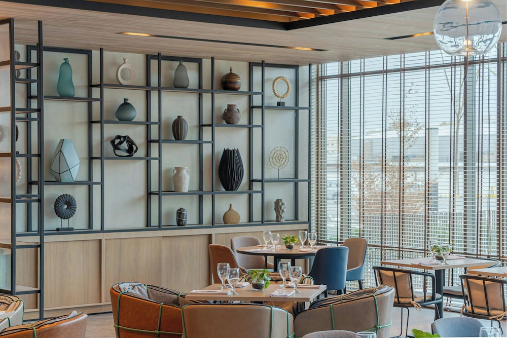 Hôtel Four Points by Sheraton King Abdulaziz Road 4*