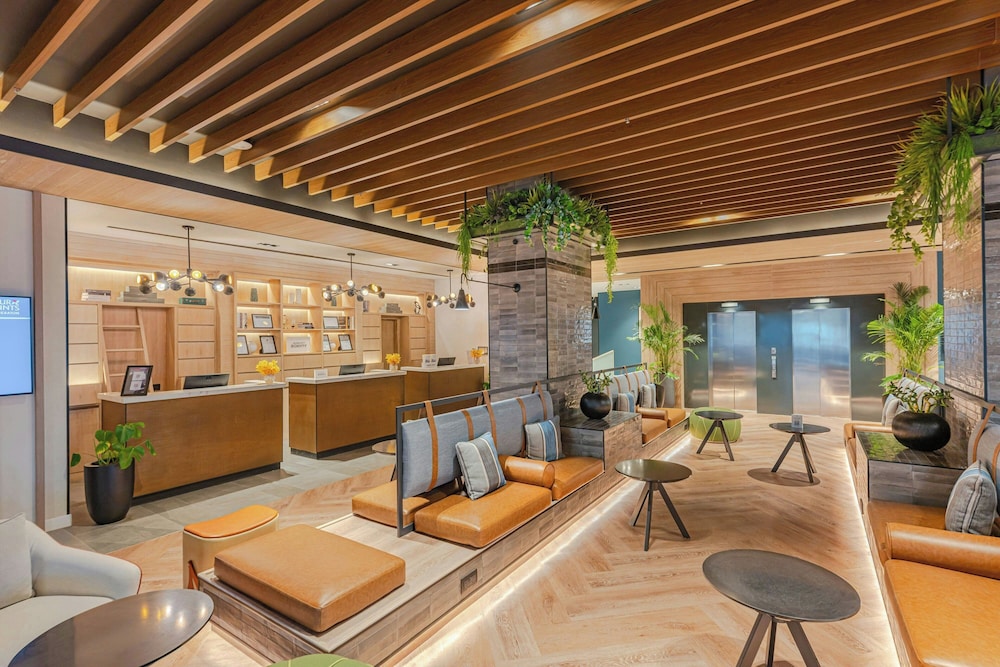 Hôtel Four Points by Sheraton King Abdulaziz Road 4*