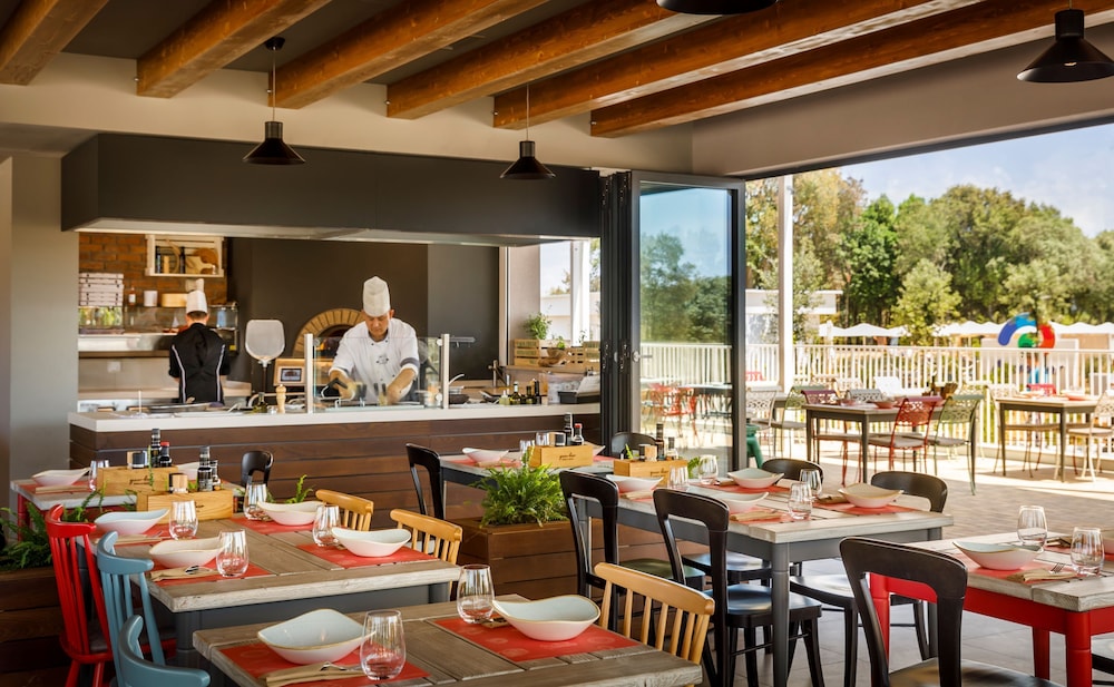 Hôtel Sunny Makarska by Valamar 3*, Séjour Croatie, Dubrovnik par Ôvoyages