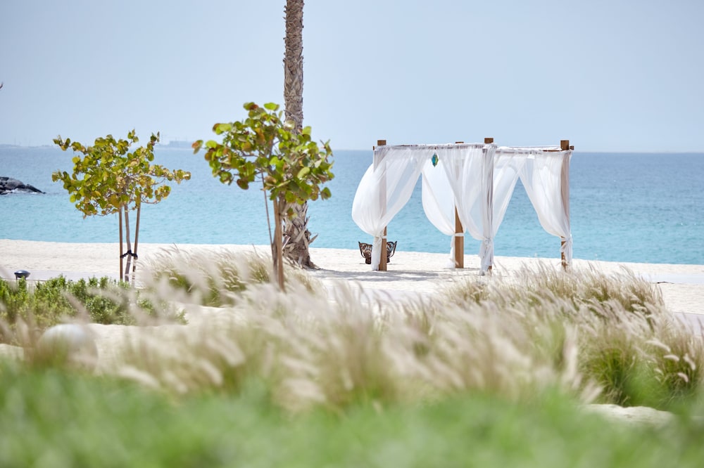 Hôtel Nikki Beach Resort & Spa Dubai 5*, Séjour Emirats Arabes Unis, Dubaï par Ôvoyages Hôtel Nikki Beach Resort & Spa Dubai 5*, Séjour Emirats Arabes Unis, Dubaï par Ôvoyages