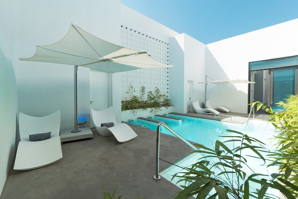 Hôtel Nikki Beach Resort & Spa Dubai 5*, Séjour Emirats Arabes Unis, Dubaï par Ôvoyages Hôtel Nikki Beach Resort & Spa Dubai 5*, Séjour Emirats Arabes Unis, Dubaï par Ôvoyages