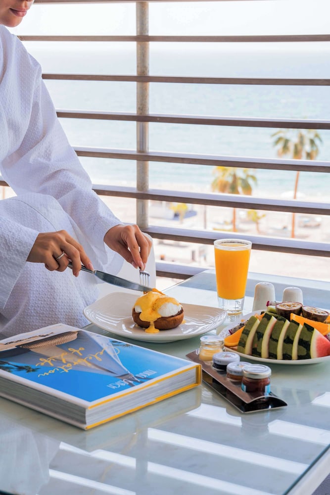 Hôtel Nikki Beach Resort & Spa Dubai 5*, Séjour Emirats Arabes Unis, Dubaï par Ôvoyages Hôtel Nikki Beach Resort & Spa Dubai 5*, Séjour Emirats Arabes Unis, Dubaï par Ôvoyages